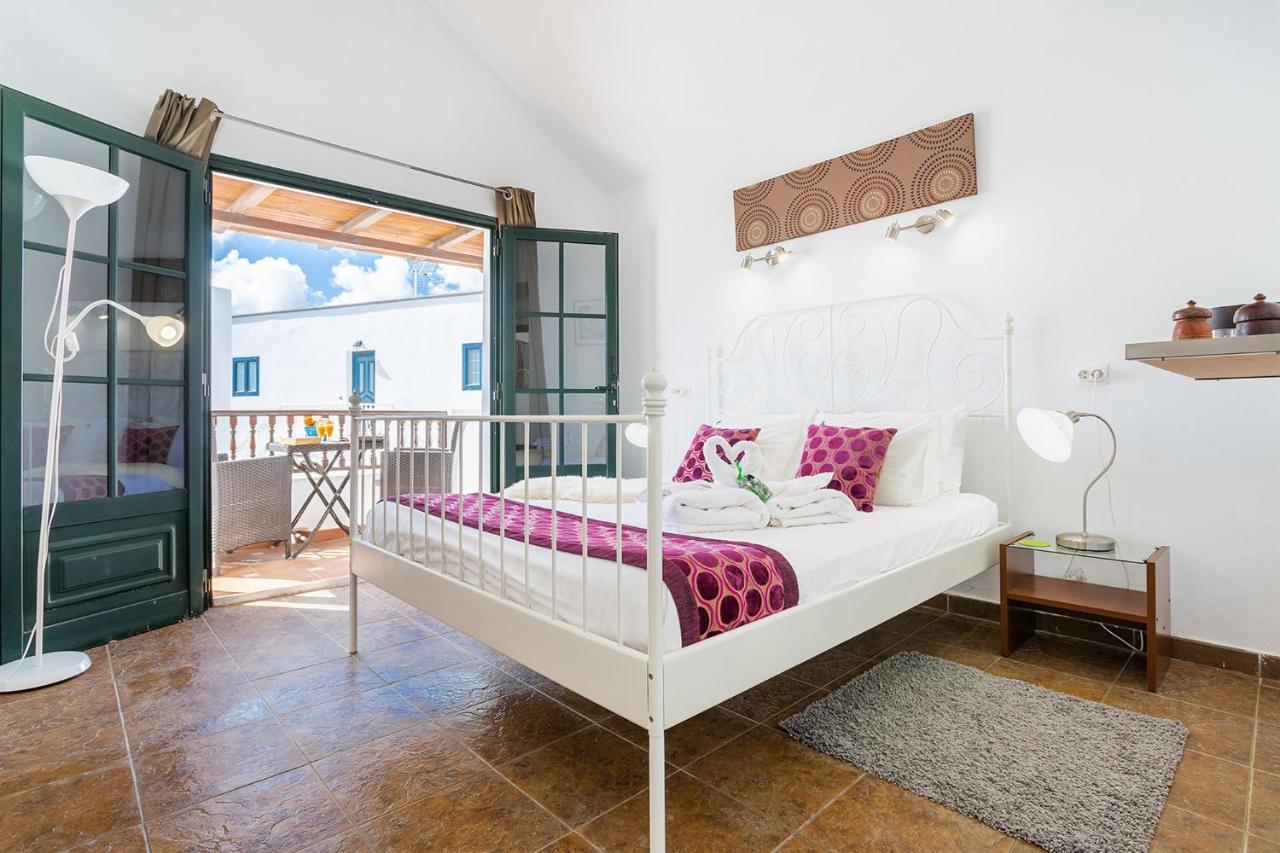 Casa Lili - Shared Pool - Close To Seafront Promenade - Sea Views From Upper Terrace Punta Mujeres Luaran gambar